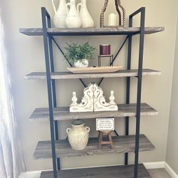 Bookshelve