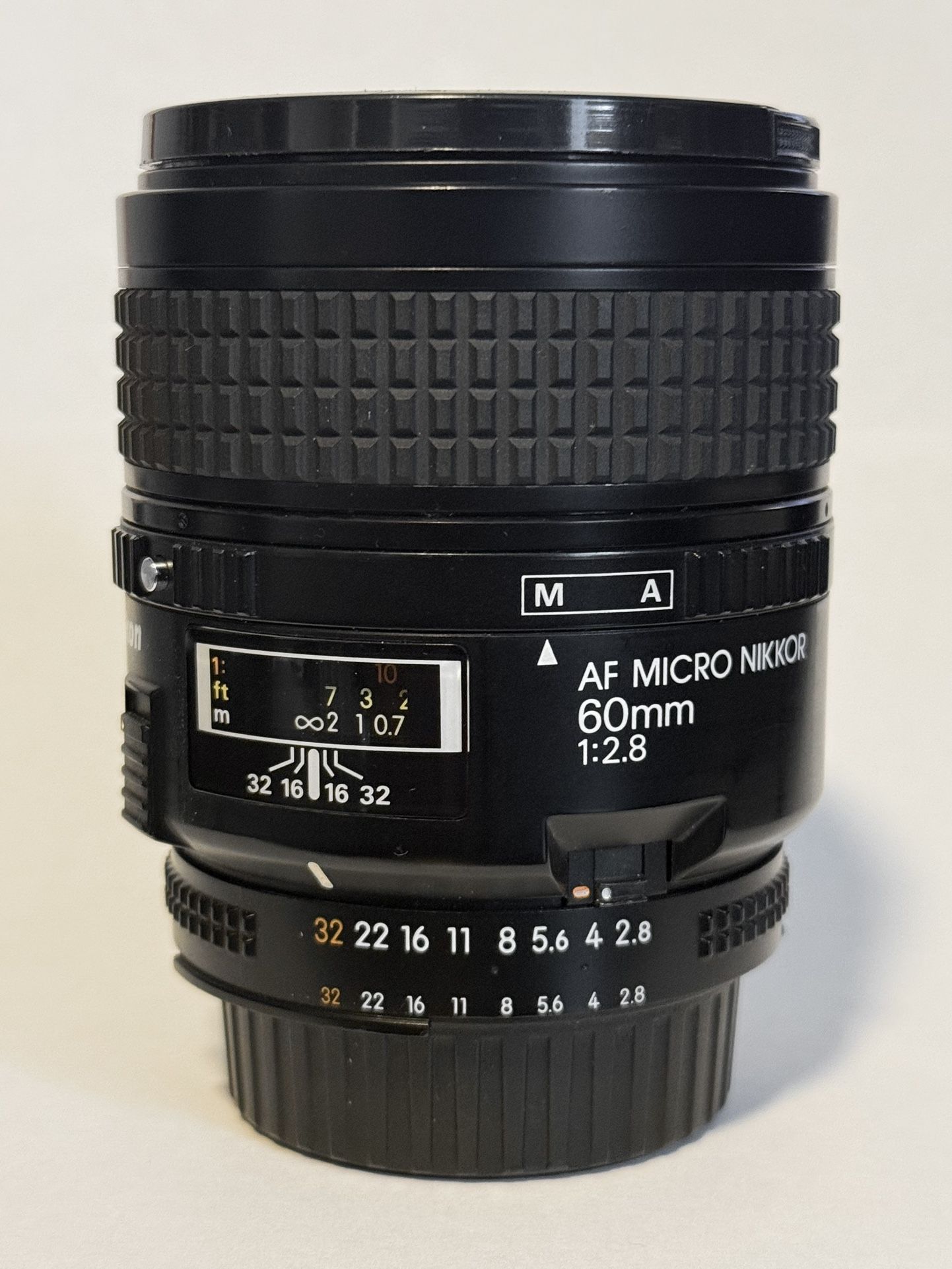 AF Micro-NIKKOR 60mm f/2.8D Lens for Nikon DSLR Cameras