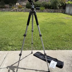 Ravelli Tripod With Tablet Mount