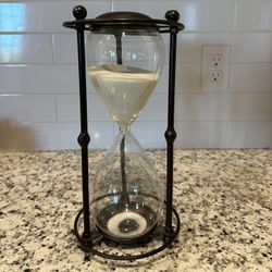 Black Iron Hour glass 