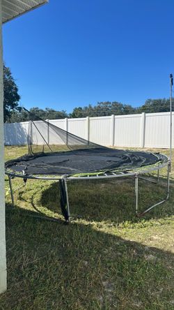Free trampoline