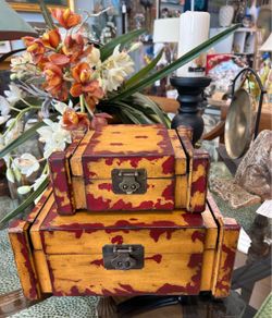 Pair of Pekoe Burnham Yellow & Red Nesting Boxes Heavy Wood 6X14X10