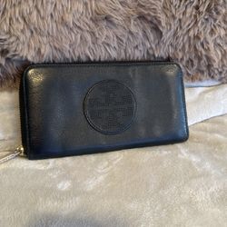 Tory Burch Black Leather Wallet