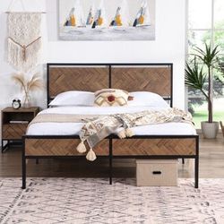 Queen Size Metal Frame Platform Bed With Rustic Wood