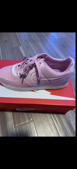 Mens Pink Air Force Size 9.5