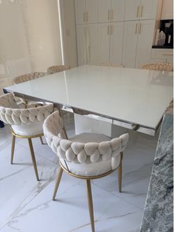Square table for sale at a good price.”