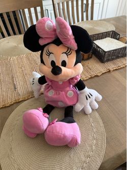 Plush Minnie Mouse