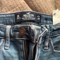 Hollister High-Rise Super Skinny Jeans W24 L28