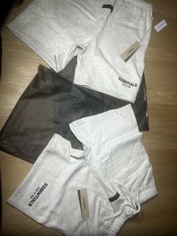 light oat essential shorts