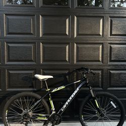 Cannondale Trail 8 Mountain Bike 27.5”