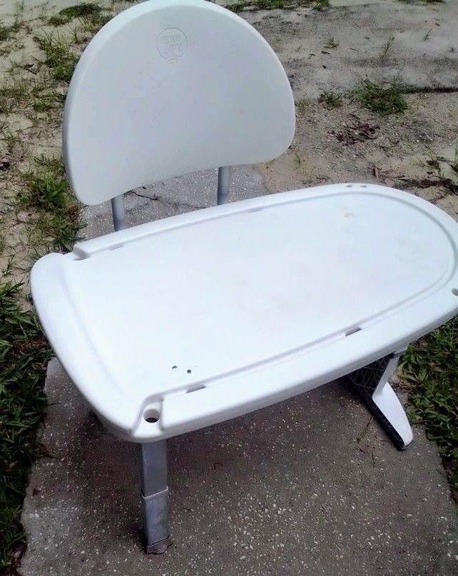 Moen Durable Resin Bathtub TRANSFER BENCH
Shower Chair