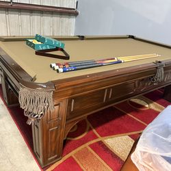 8.5 Pool table