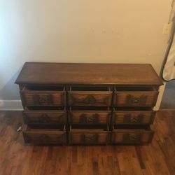 Dresser/mirror
