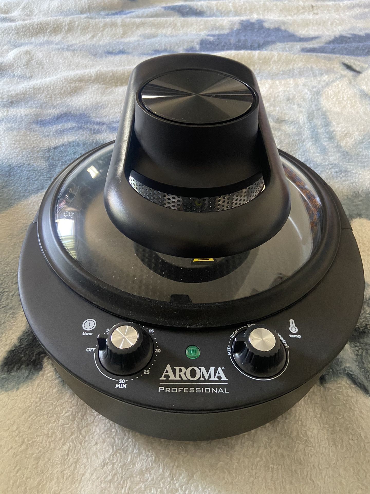 4.7 Qt Electric Air Fryer (black) Aroma Professional