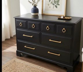 ALL SOLID MAPLE WOOD 4 DRAWER DRESSER