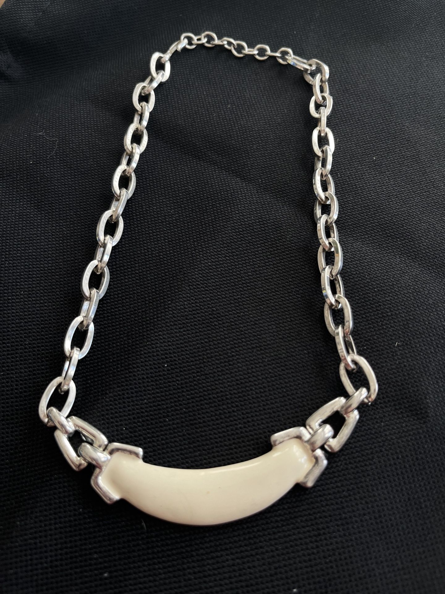 Adorable Vintage Monet Choker Necklace Silver Tone Metal