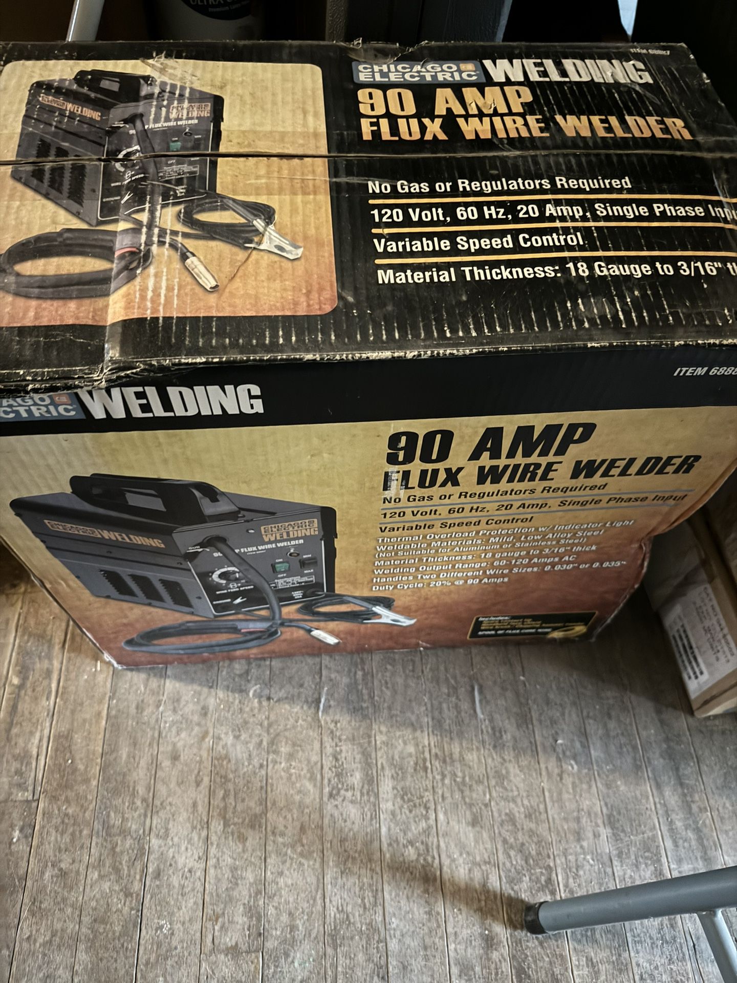 Chicago 90 Amp Electric Welder New in Box 