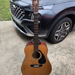 Yamaha FG-401 Acoustic Guitar. 