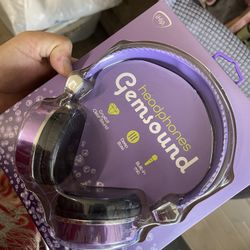 Brand New Head Phone Gem Sound