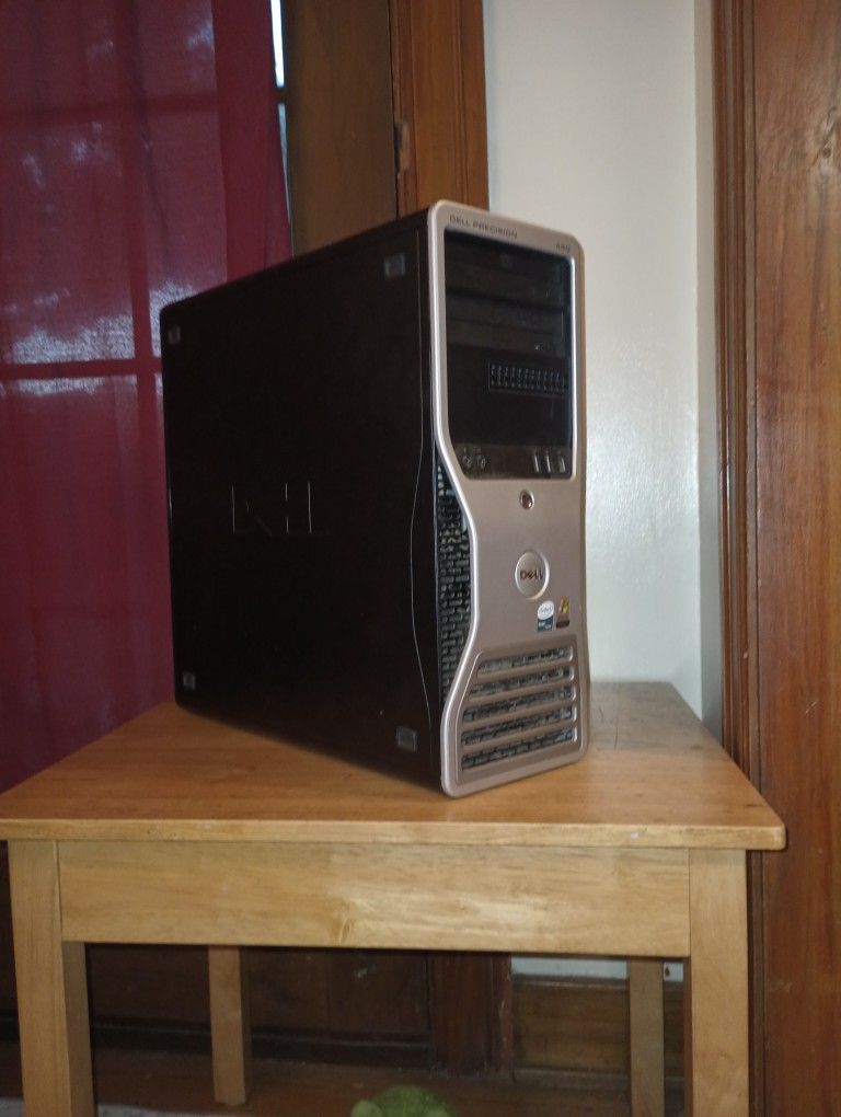 Dell Precision 490 Computer