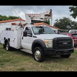 2011 Ford F550