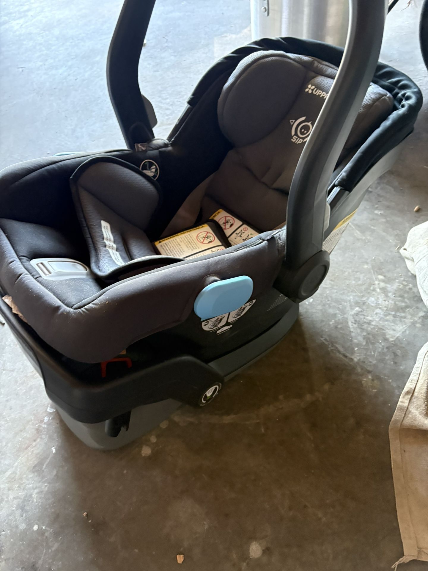 Uppa Baby Car Seat 