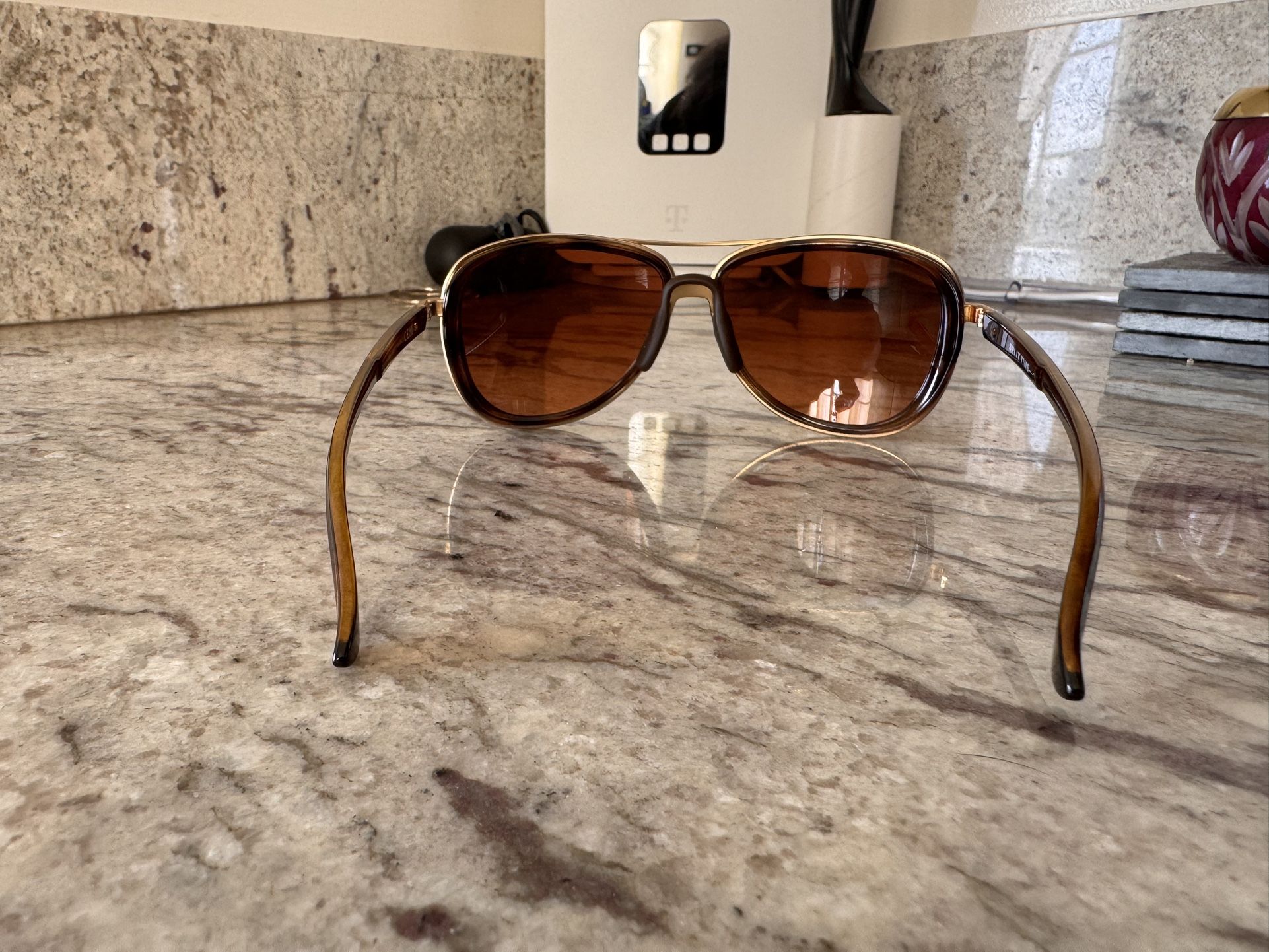 Oakley Split Time Brown Tortoise Frame display picture 2