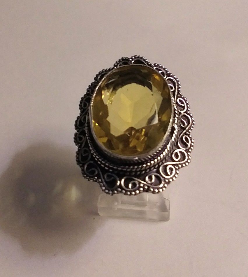 Stunning 925 Sterling Silver hot Citrine Ring