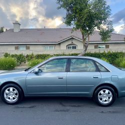 2001 Toyota Avalon