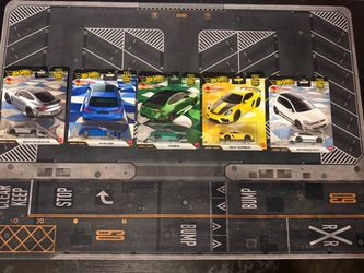 Hot Wheels Deutschland Design 5-Car Complete Set