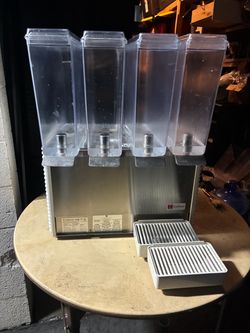 Crathco E49-4 Refrigerated Drink Dispenser w/ (4) 2 2/5 gal Bowls, Pre Mix, 115v 30 days warranty