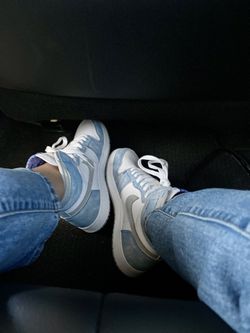 AIR JORDAN 1 RETRO HIGH OG 'HYPER ROYAL' 