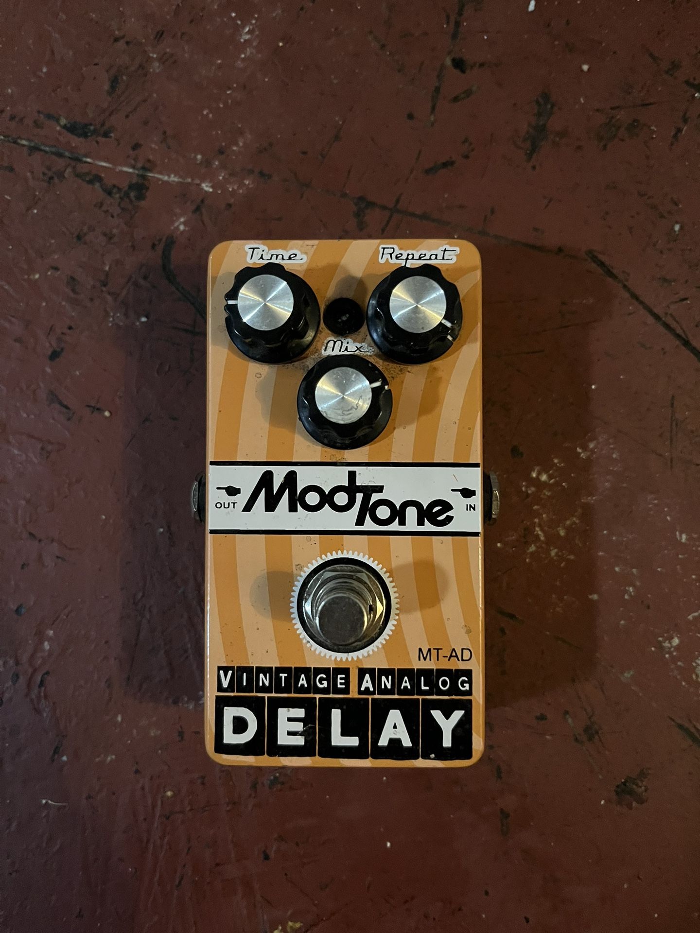 Mod Tone Vintage Analog Delay Pedal