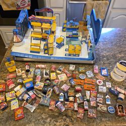 Mini Brands Kitchen And Shopping Items!