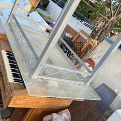 Out Door Table