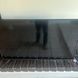TCL 50” 4K LED Smart TV with Roku  TV and HDR