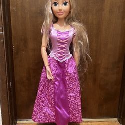 Rapunzel Disney Princess 32 inch Playdate