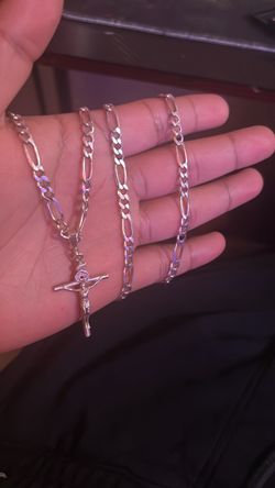 925 silver Figaro chain with crucifix