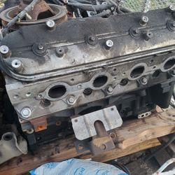 2005 GM 6.0L LQ9 Cylinder Heads Pair