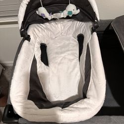 Bassinet/ Crib
