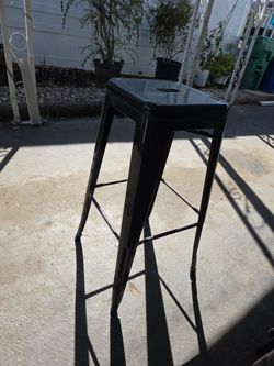 20 Black metallic bar stools