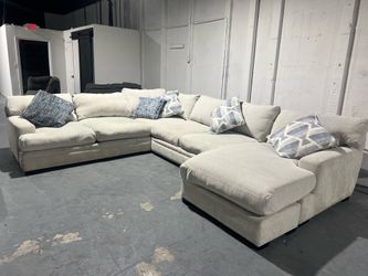 SECTIONAL COUCH SOFA