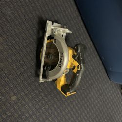 20v Dewalt  Circular Saw No Batery No Charger Tool Only 