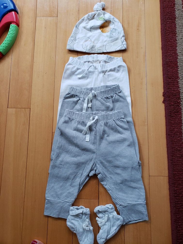 Baby gap organics 5 pieces