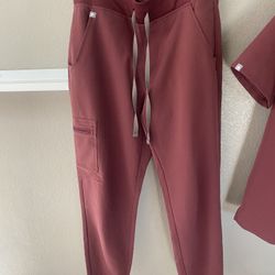Figs Cherry Red Scrub Set 