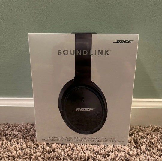 Brand NEW Bose Soundlink Around-Ear Wireless Headphones II - (Black)