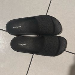 Michael Kors Slides Black