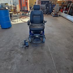 Motorized wheelchair