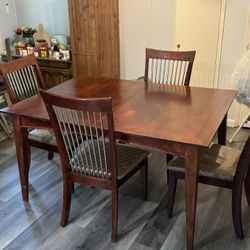 Dining Room Table 