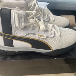 Puma Shoes Size 11.5 (NEW)